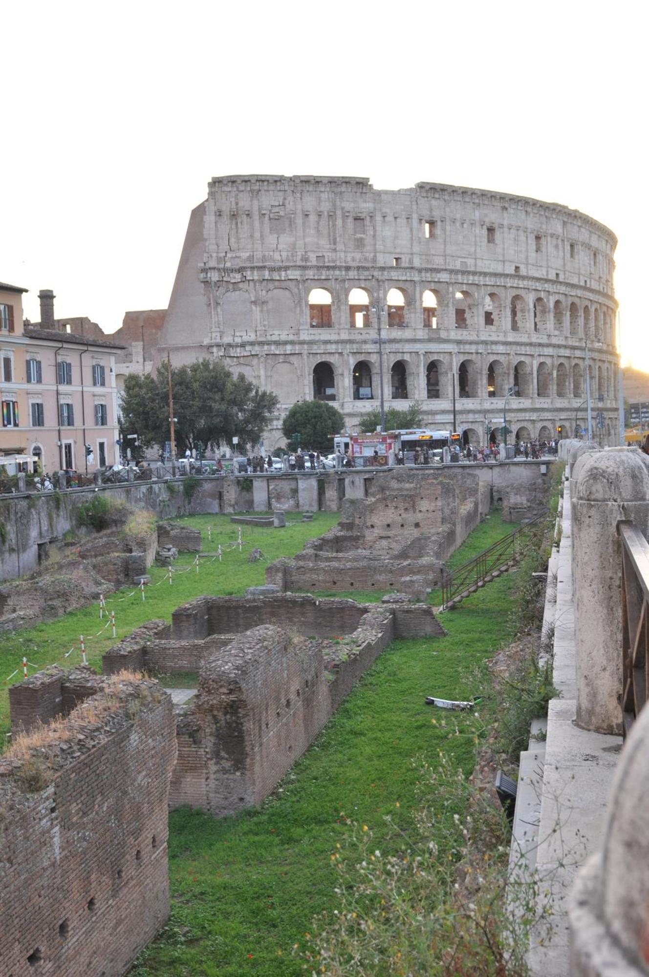 A Due Passi Dal Colosseo Apartamento Roma